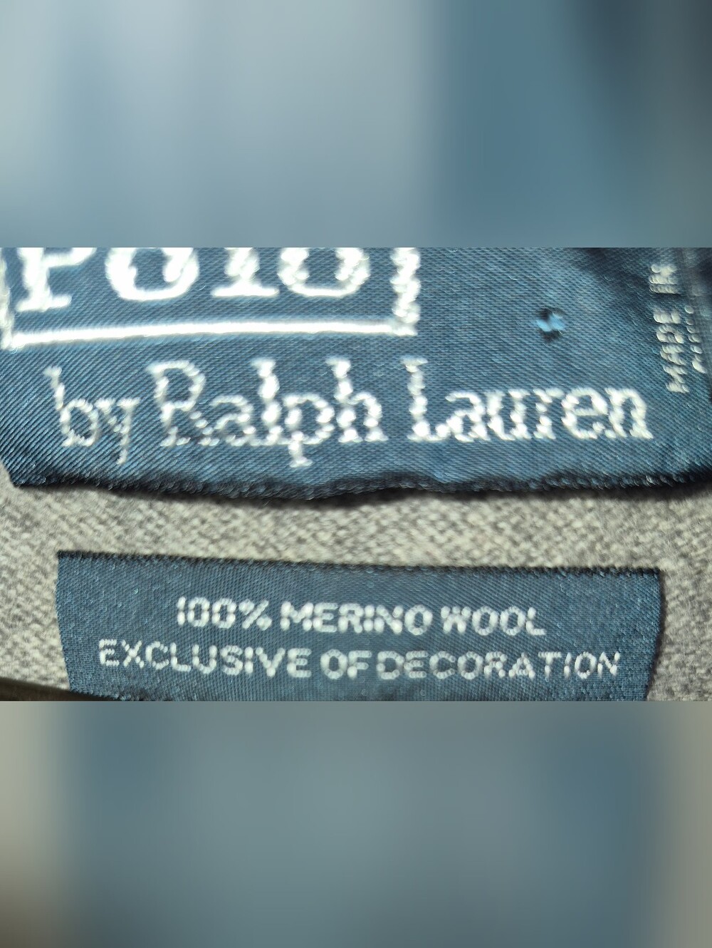 Vintage Polo Ralph Lauren V Neck Sweater Men's Large, Lambs Wool Italian Yarn - Picture 6 of 6